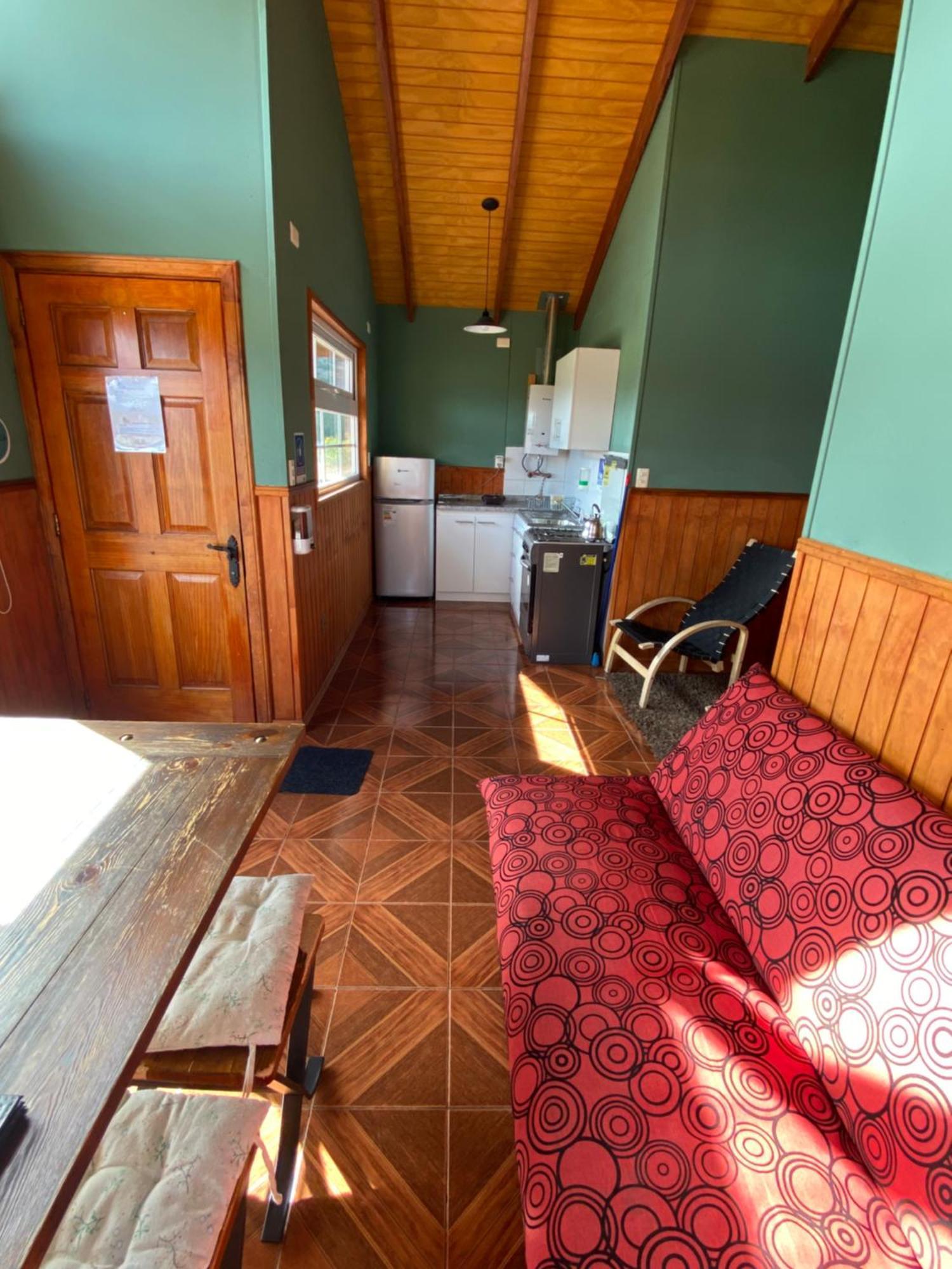 Cabanas Lago Tyndall Torres del Paine National Park Exterior photo